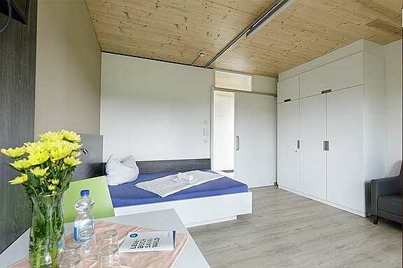 csm_Mutter-Kind-Klinik-Saarwald_ausstattung_2zimmer.jpg 
